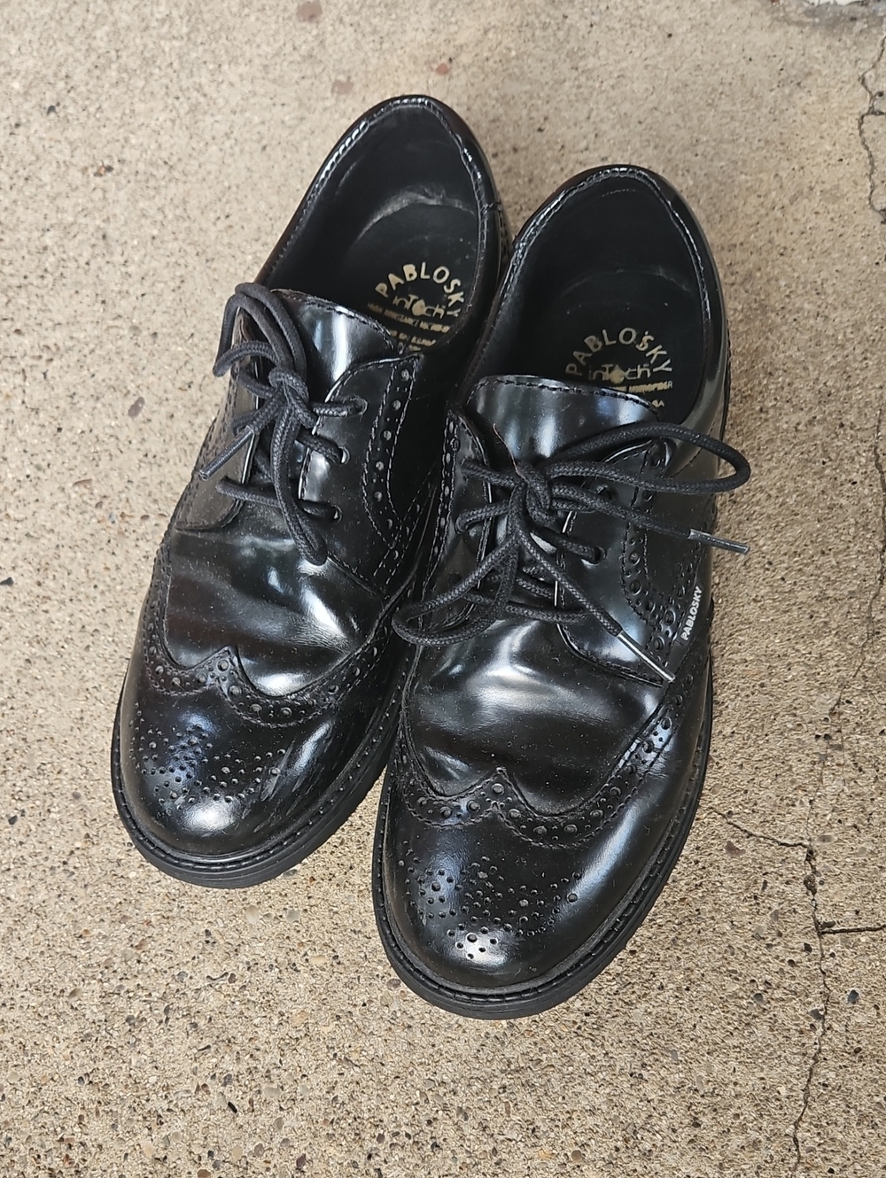Pablosky Black Wingtip Dress Shoes